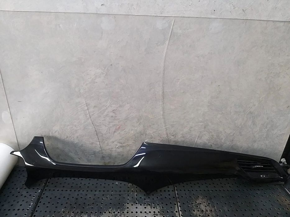 Ornament bord cu grila ventilatie opel corsa e x15 460029937 39050125 39050950