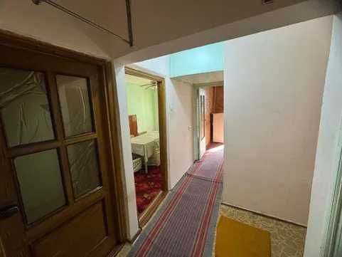 Сдается 3 комнатная квартира возле акушерства гинекологии, Экобазар