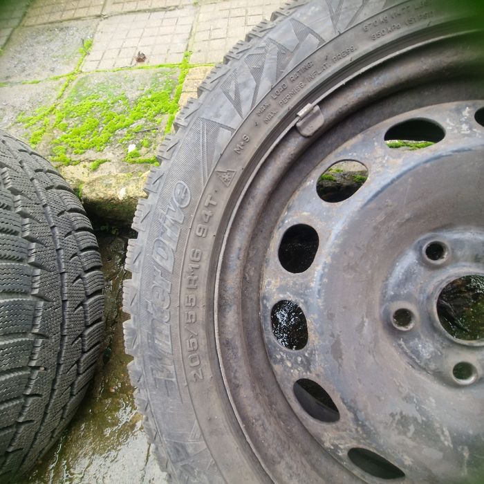 Зимни гуми с джанти 16/55/205