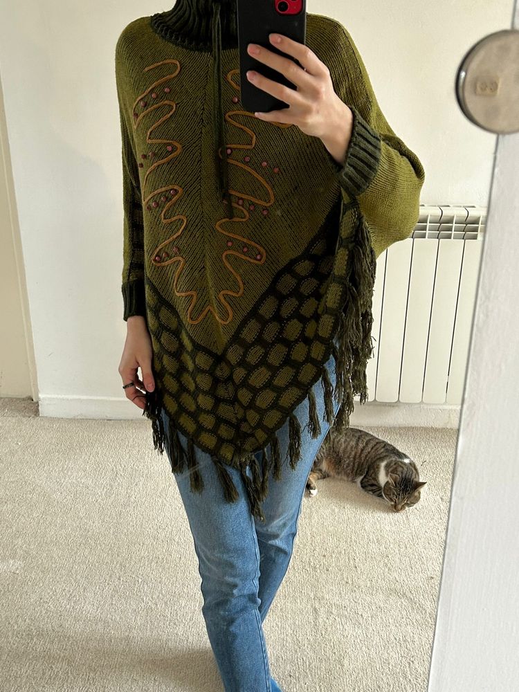 Poncho vintage 70% casmir 30% matase