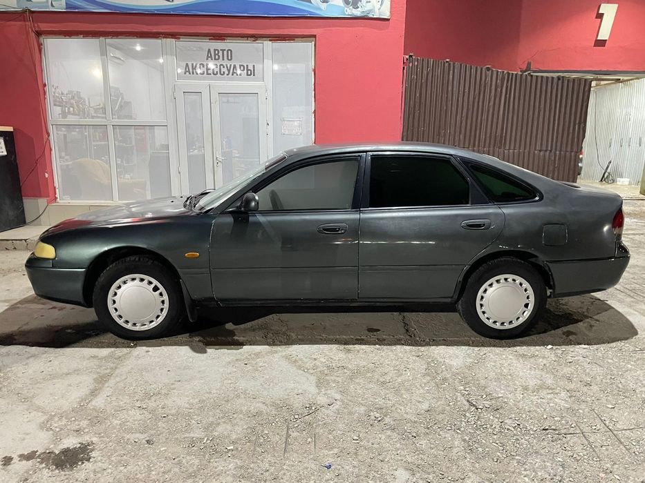 Mazda cronos 1997