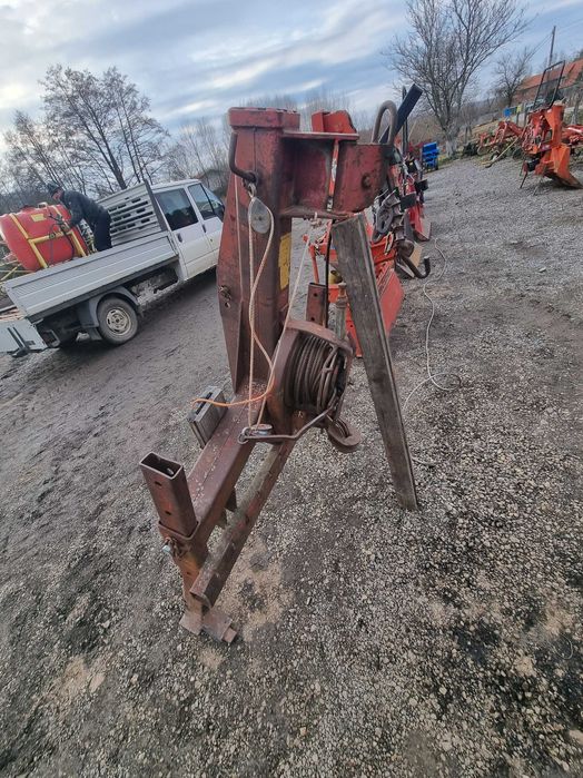 Troliu in tiranti la tractor cu piese originale de fabrică 3tone