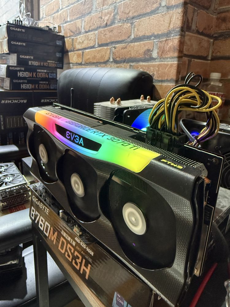 Rtx 3070ti Evga rgb ideal