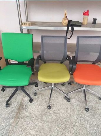Стол Столове 3 цвята