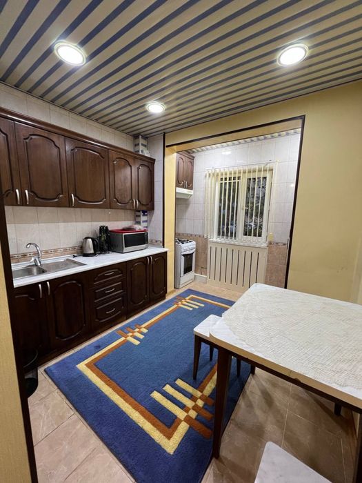 Метро ойбек аренда квартиры 2/1/4 срочно