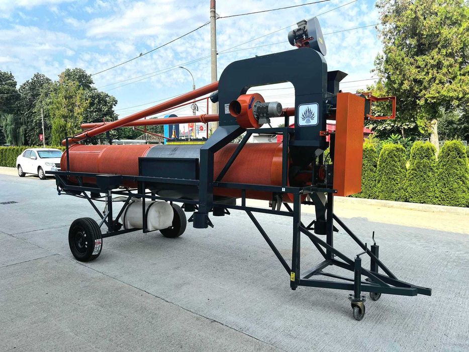 Selector cereale si masina de tratat Dendani 4t.
