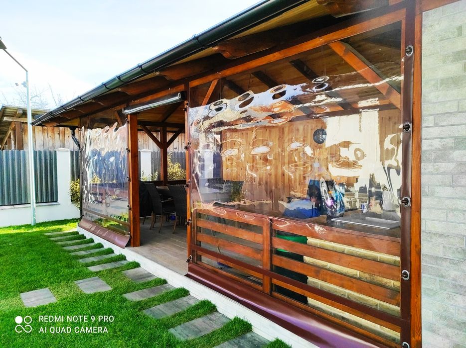 Închideri foișoare cu prelată transparentă .