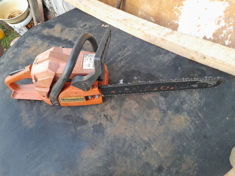 Продавам Хусхварна 136