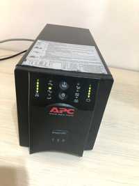 APC Smart-UPS 750VA USB Serial Port 230V AVR unda sinusoida pura