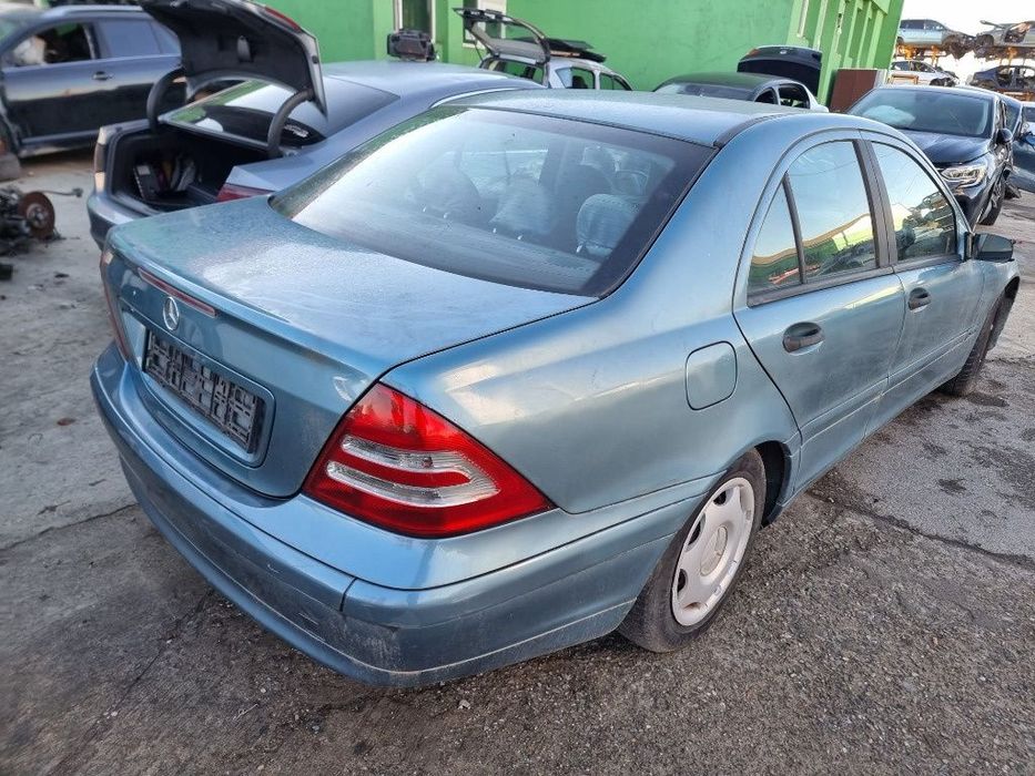 usa aripa portiera capota bara fata spate armatura radiator apa ac stanga dreapta Mercedes C Class w203 c200 motor 2.2cdi om611 136cp sprinter vito Viano w639 906 euro 4 5 6 dezmembrez