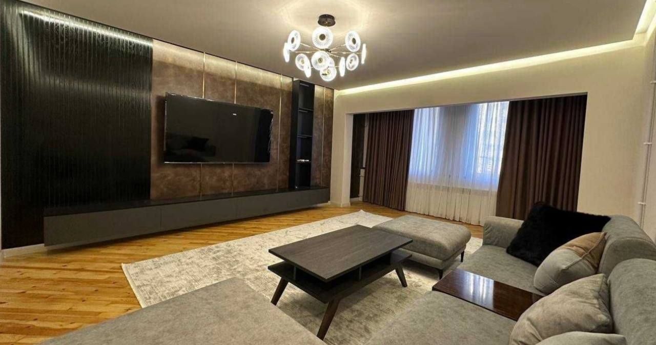 Сдается 3х ком квартира, ор-р: улица Афросиеб, 72 м²