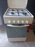 Aragaz Zanussi, 4 ochiuri și cuptor, pe gaz