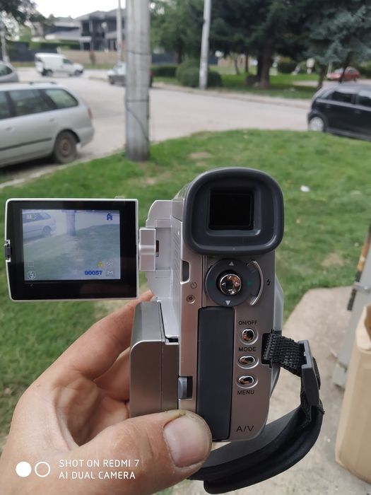 Видеокамера hd-vx19