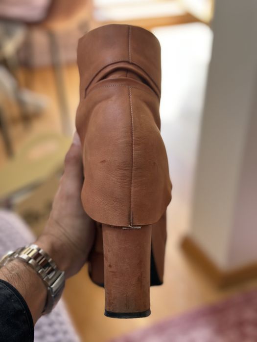 Ghete piele Mihaela Glavan