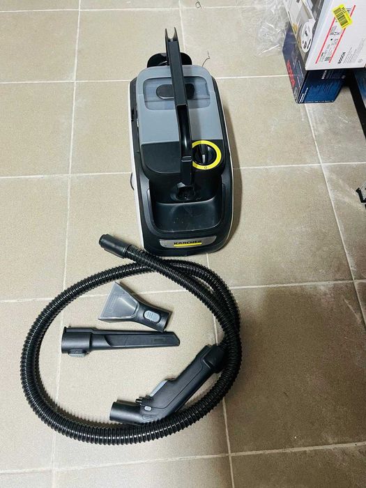 Aspirator cu spalare Kärcher SE 3 Compact , 500 W, rezervor apă 1,7 l