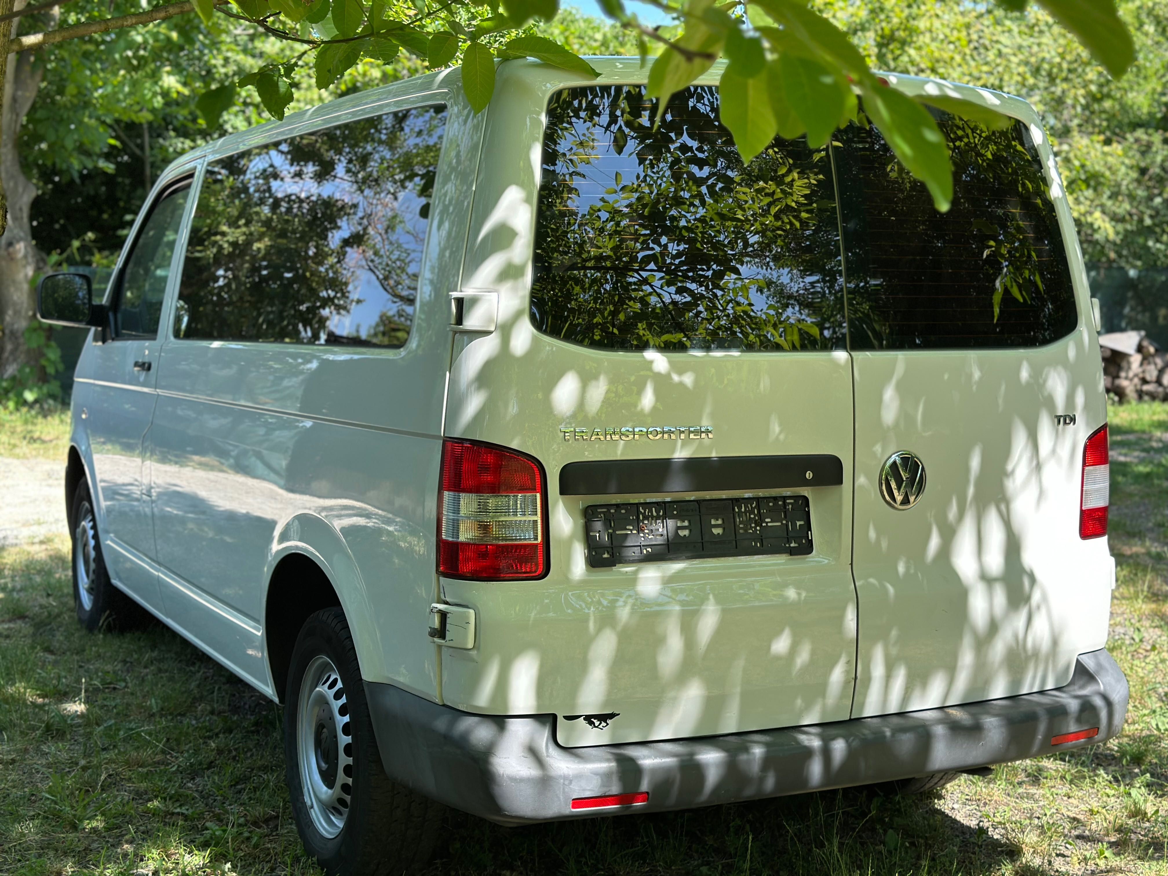VW T5 Transporter 9 locuri 2.0 TDI Kilma Euro 5