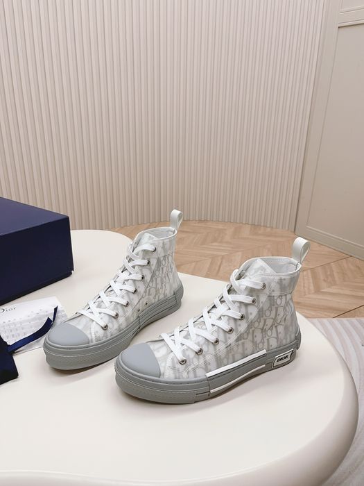 Sneakers B23 High
