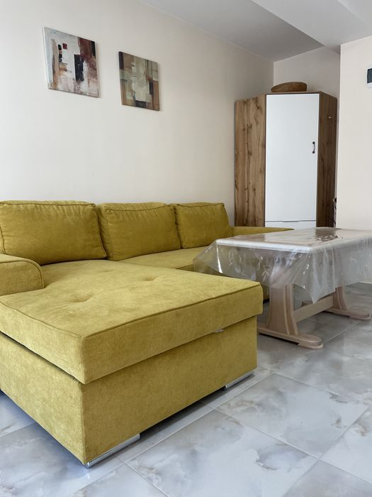 Ъглов диван горчица