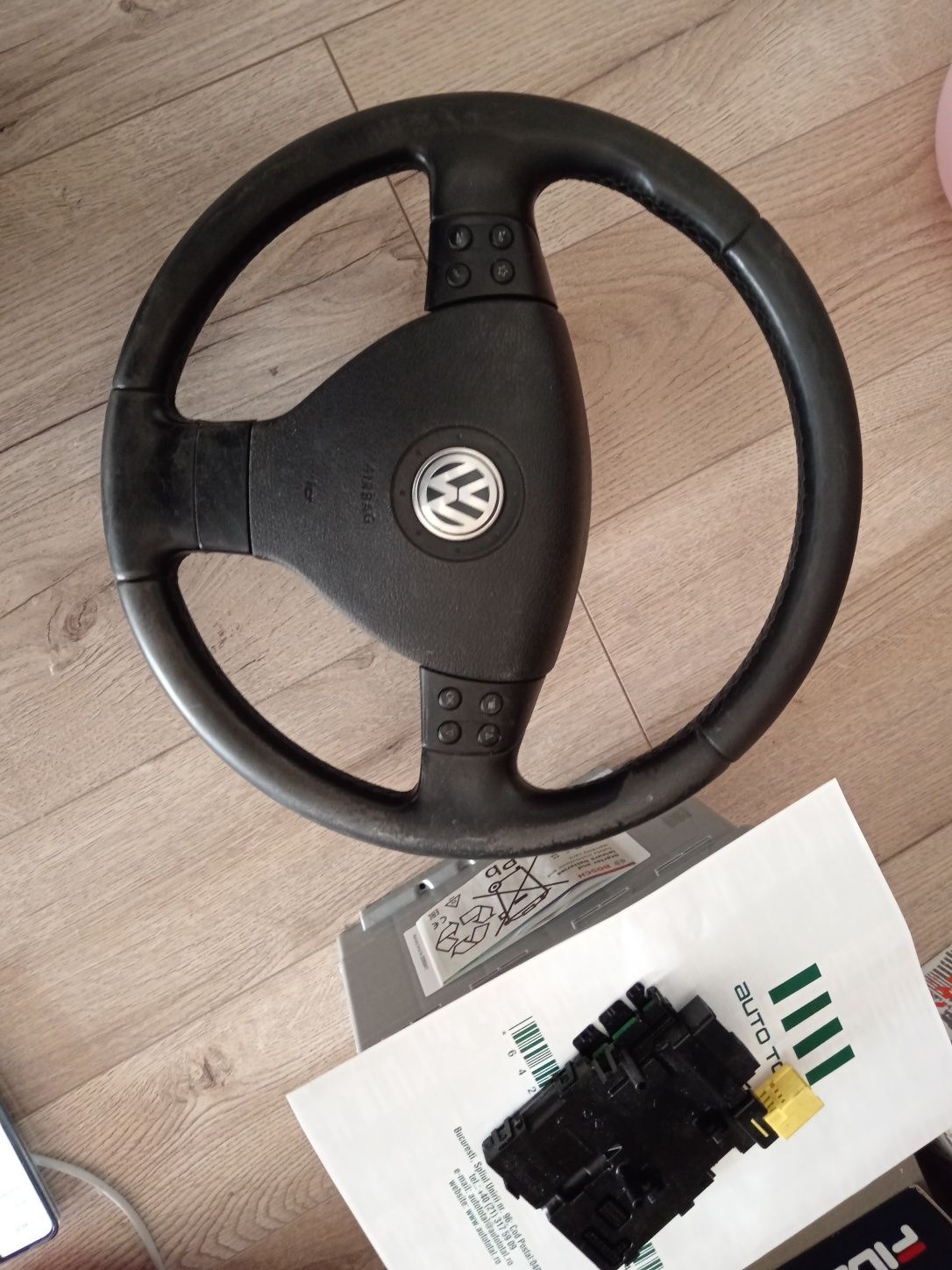 Volan cu airbag passat b6 cu comenzi si calculator