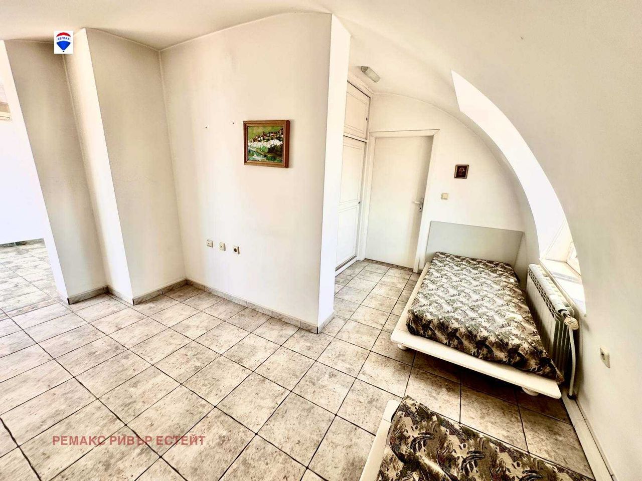 Продава се Мезонет в Русе, Център - 156 кв.м за 1186 €/кв.м - Снимка #6