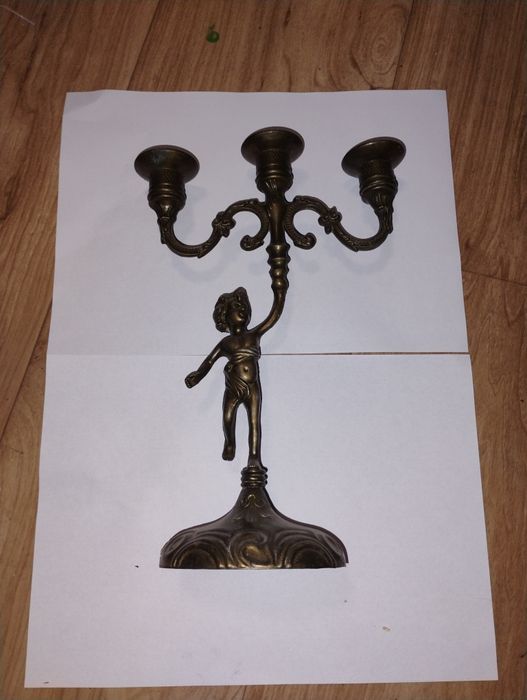 Statuie veche din bronz cu 3 brațe