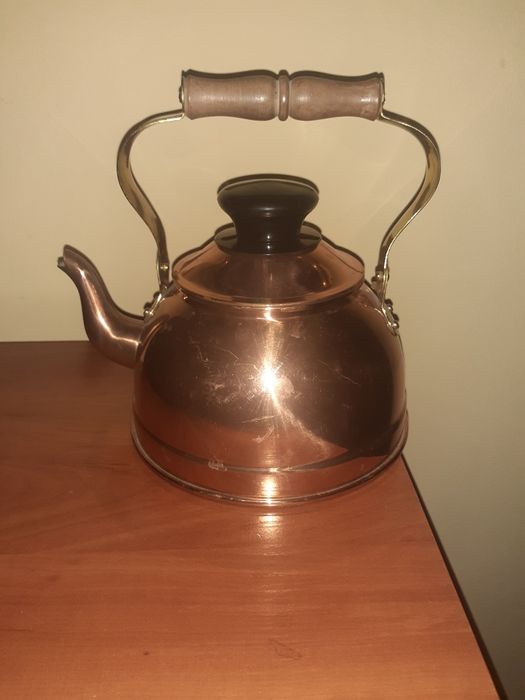 Меден чайник чай