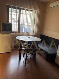 Етаж от къща в Пловдив-Център площ 59 цена 300