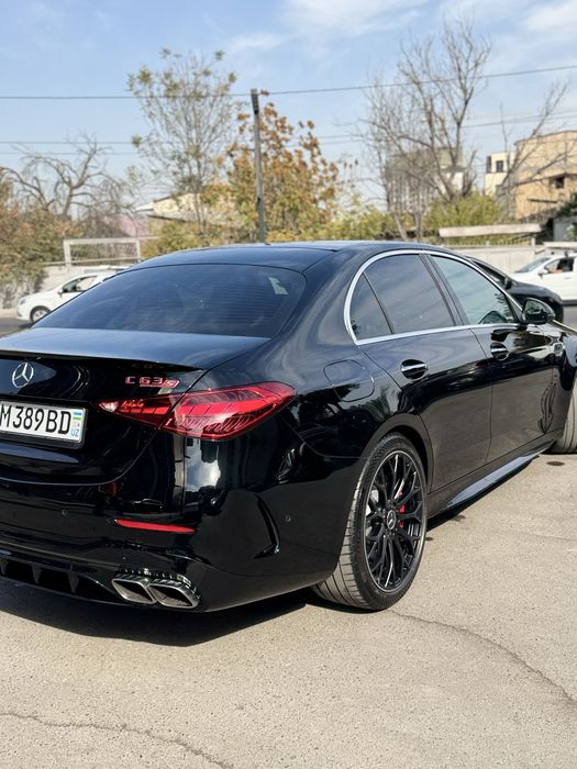 Mercedes benz C63 amg se perfomance 2025