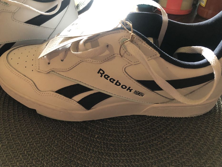 Кожени маратонки Reebok Чисто нови.
