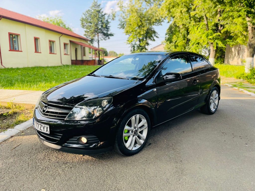 Vând Opel Astra GTC 1.6 GPL