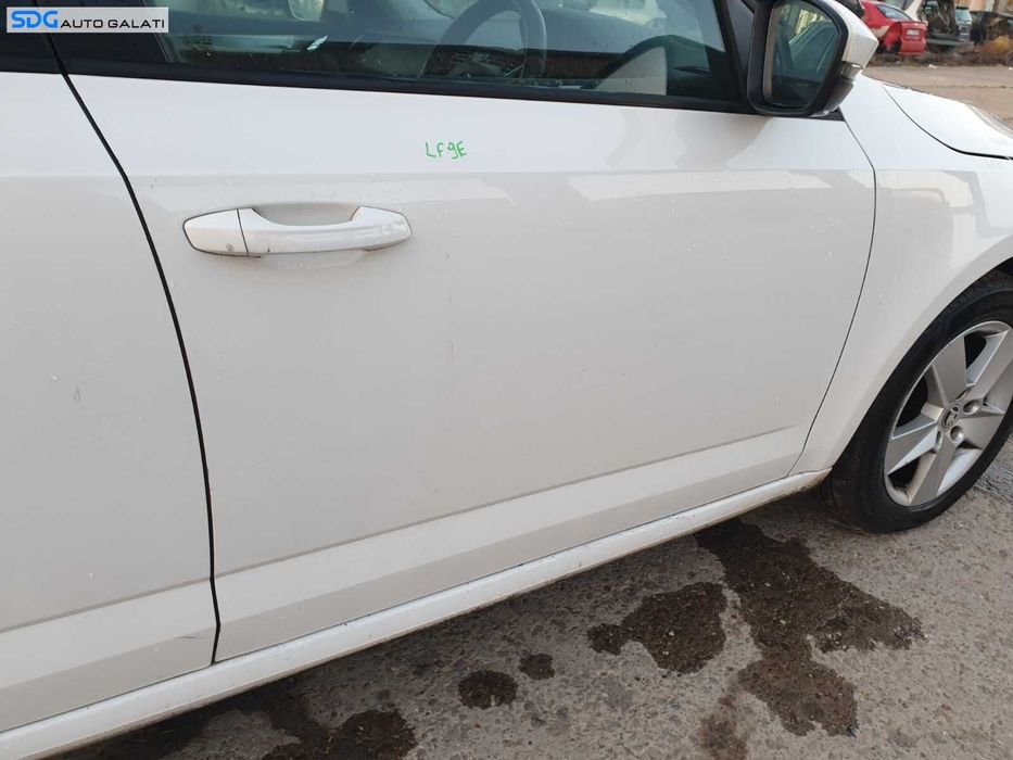 Usa Usi Portiera Portiere Dreapta Fata Skoda Octavia 3 2013 - 2017 Culoare LF9E [C4334]