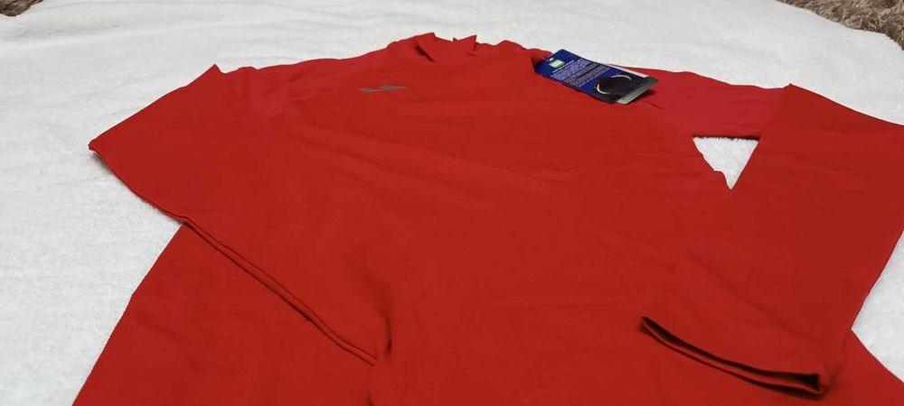 Maleta si colanti termici