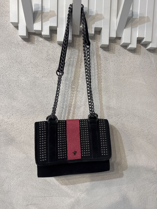 Zara дамска чанта от естествен велур