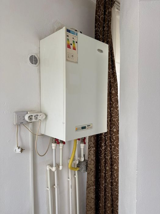 Închiriez garsoniera comfort 1