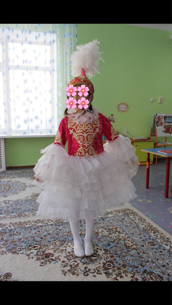 Казахское национальное платье с саукеле