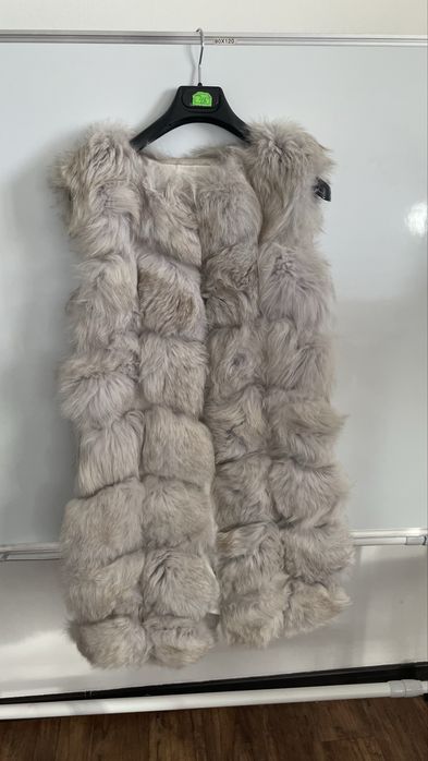 Жилетка из натурального  песца