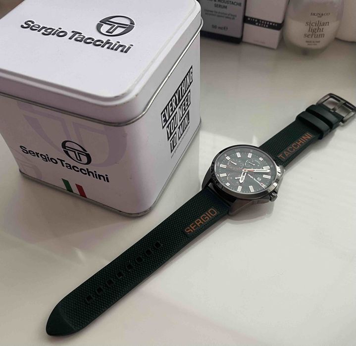 Часовник Sergio Tacchini