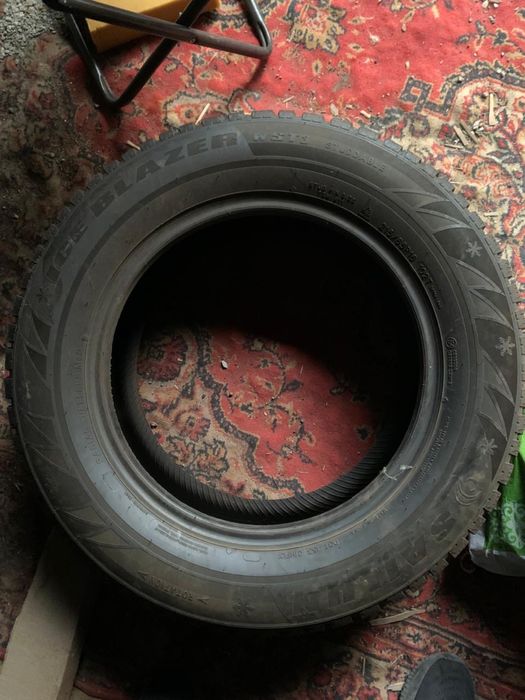 Продам Зимние шины