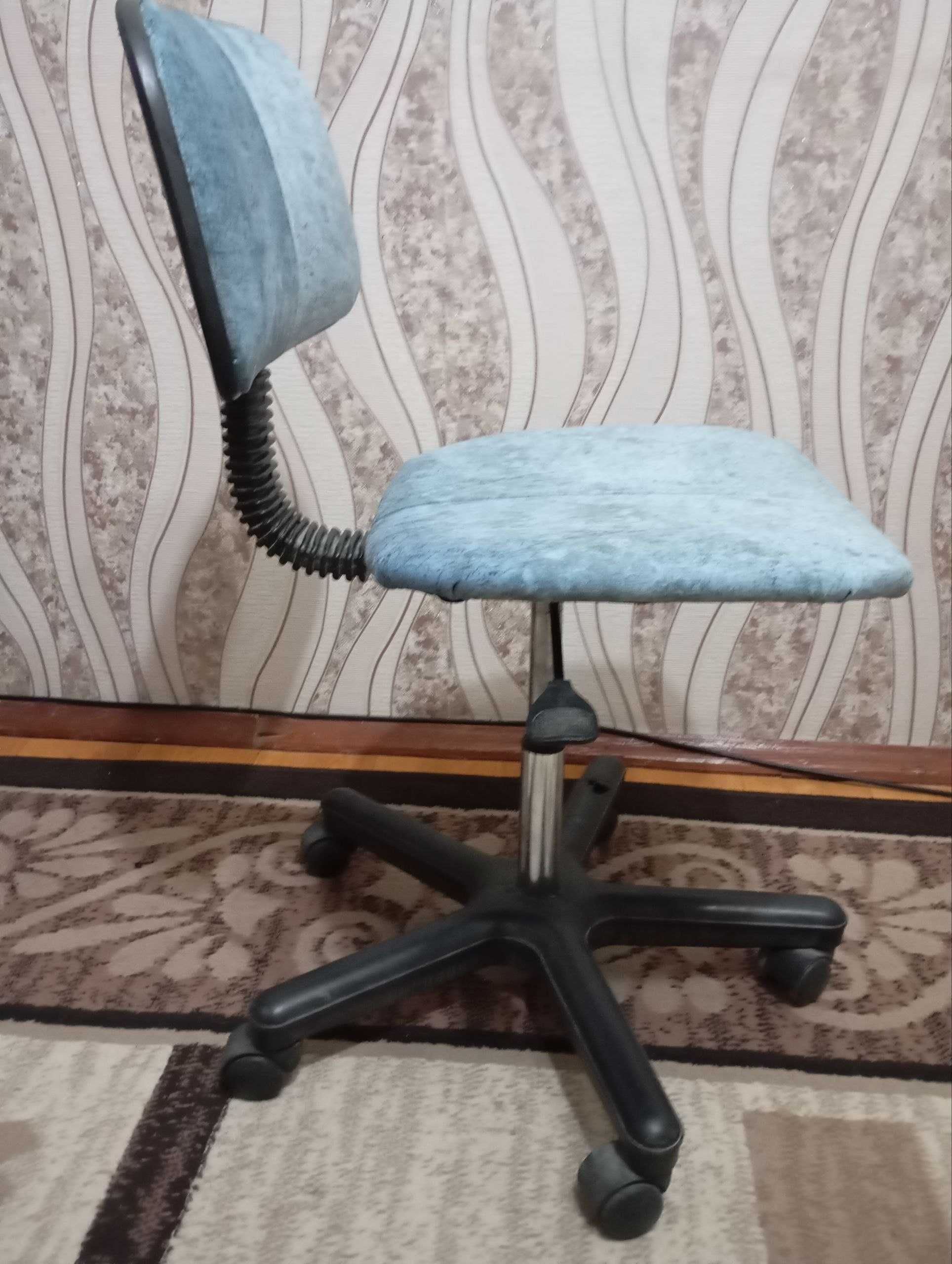 кресло  офисное недорогго