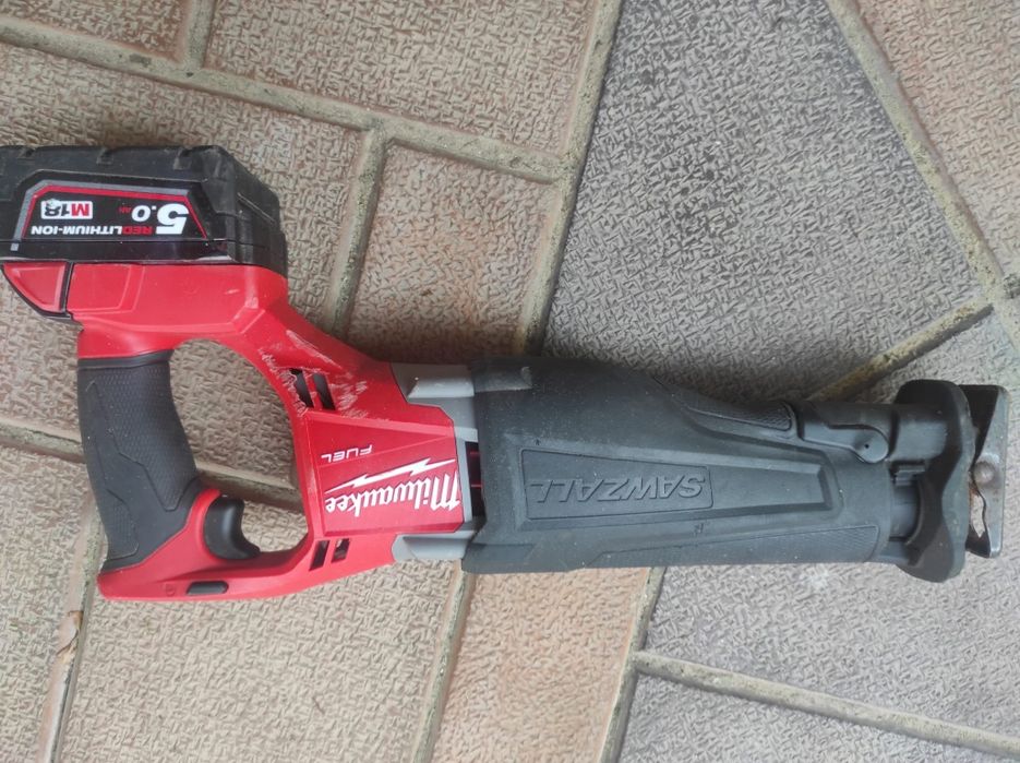 Ferăstrău sabie MILWACKEE că și noi