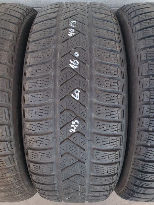 Зимни гуми 4 броя PIRELLI SottoZero3 215 60 R16 дот 4619