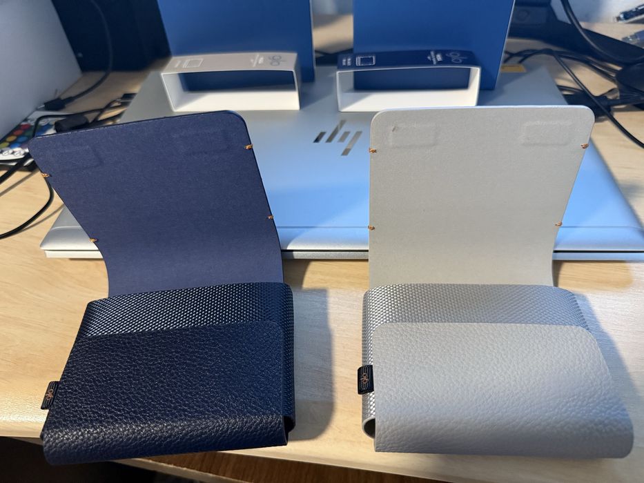 Husa glo blaze blue / stone