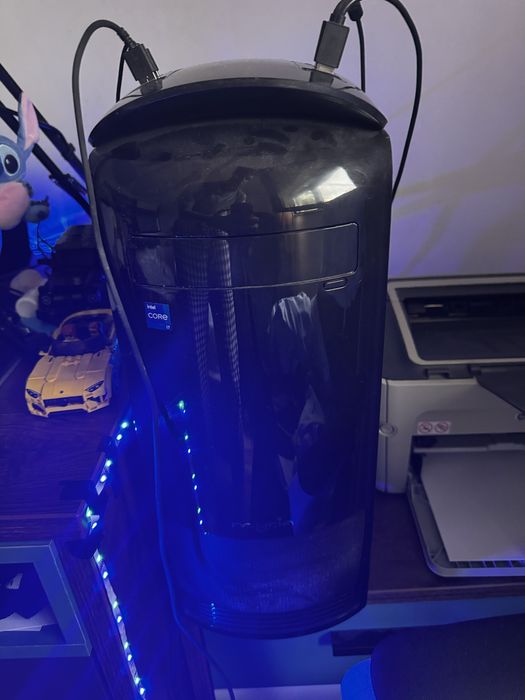 Vand Pc intel I7 11700F cu o placa video de rtx3060 OC 12gb
