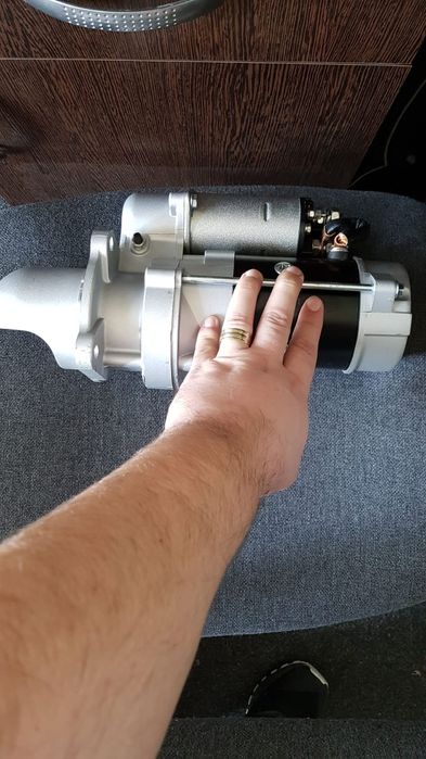 Electromotor nou Fiat Hitachi FX210 EX135