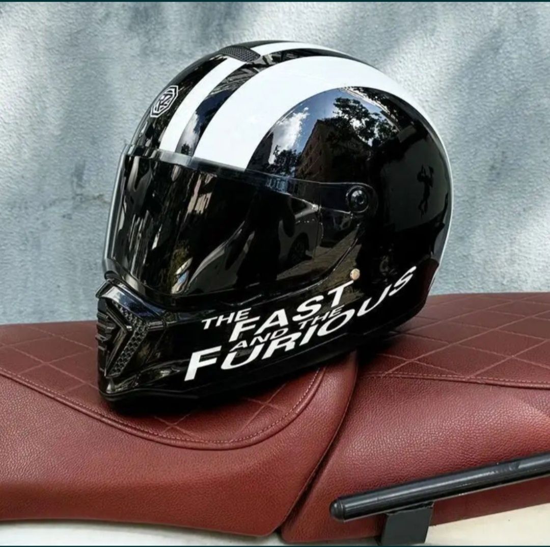 Спортивный шлем ретроFull Face