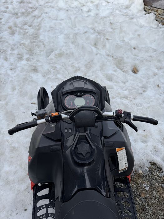 Snowmobil Ski Doo