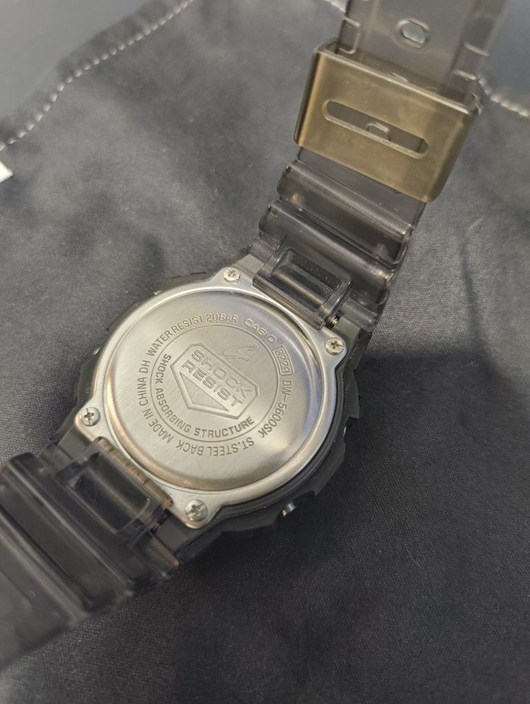 Часовник Casio G-Shock DW-5600SK-1