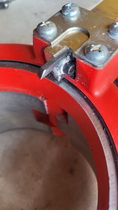 Masina profesionala de tăiat tevi Rothenberger