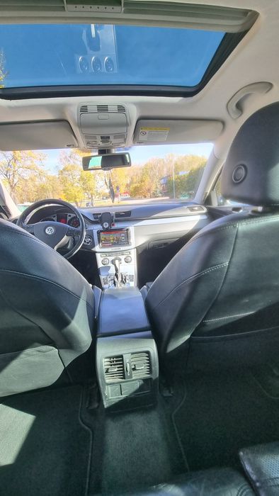 Vând Volkswagen Passat B6 2008.