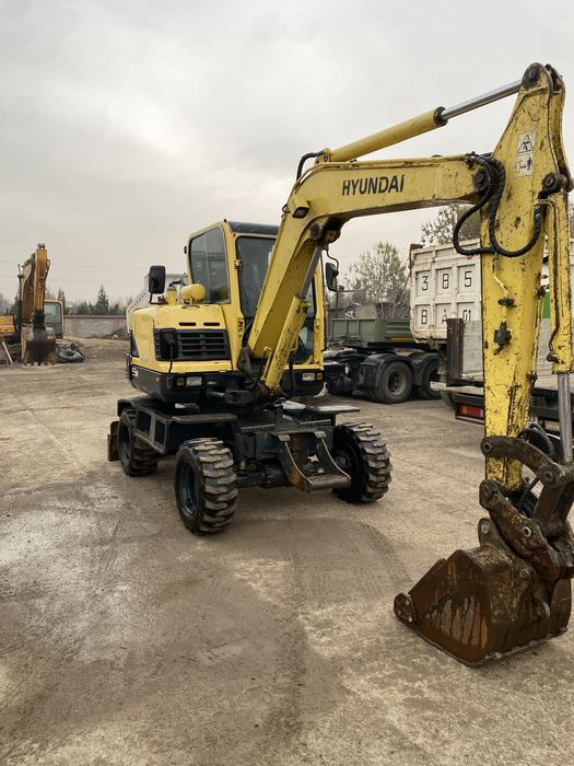 Экскаватор Hyundai 55